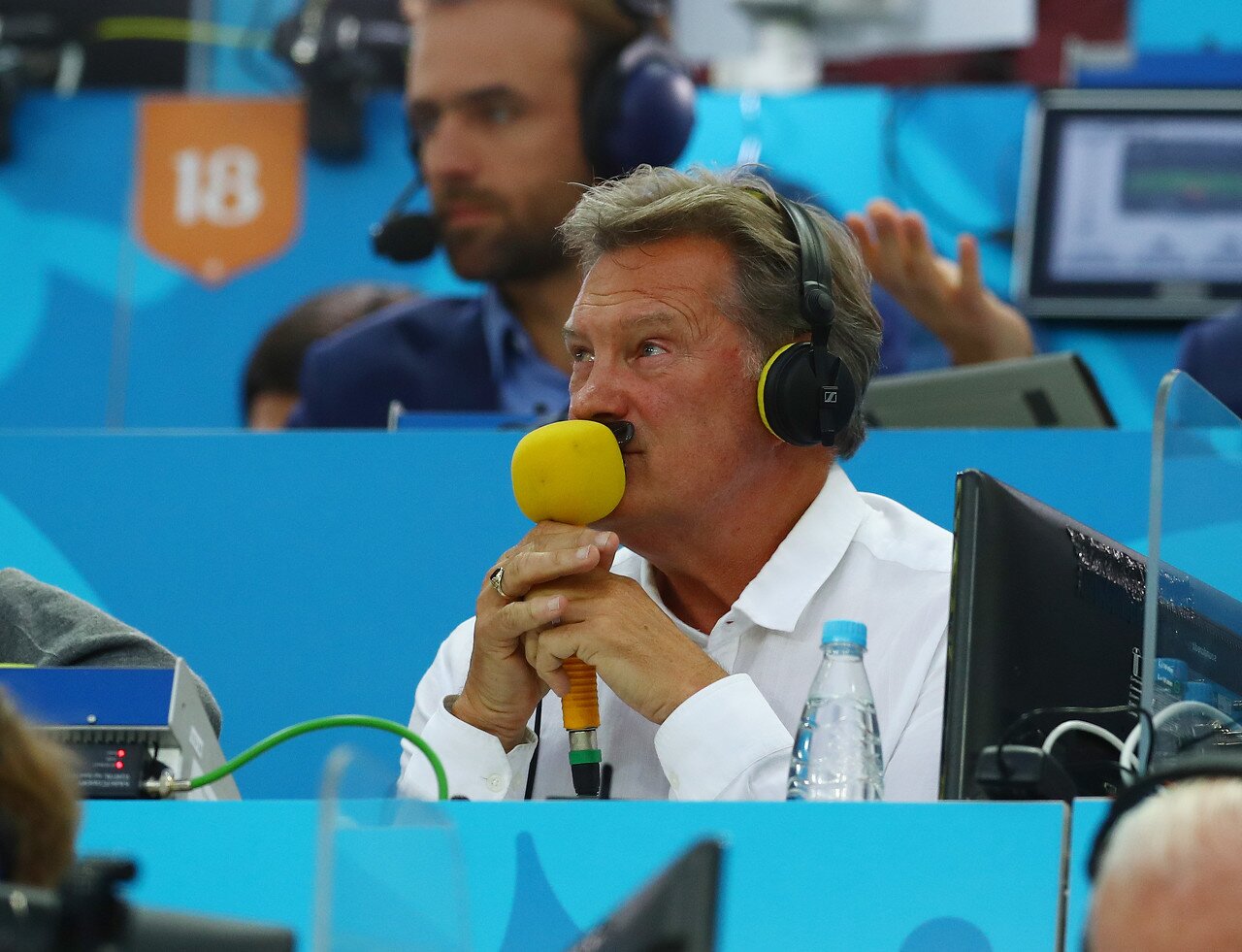 PG电子官网-前英格兰主帅：阿森纳取得了丑陋的胜利，曼联显然踢得更好